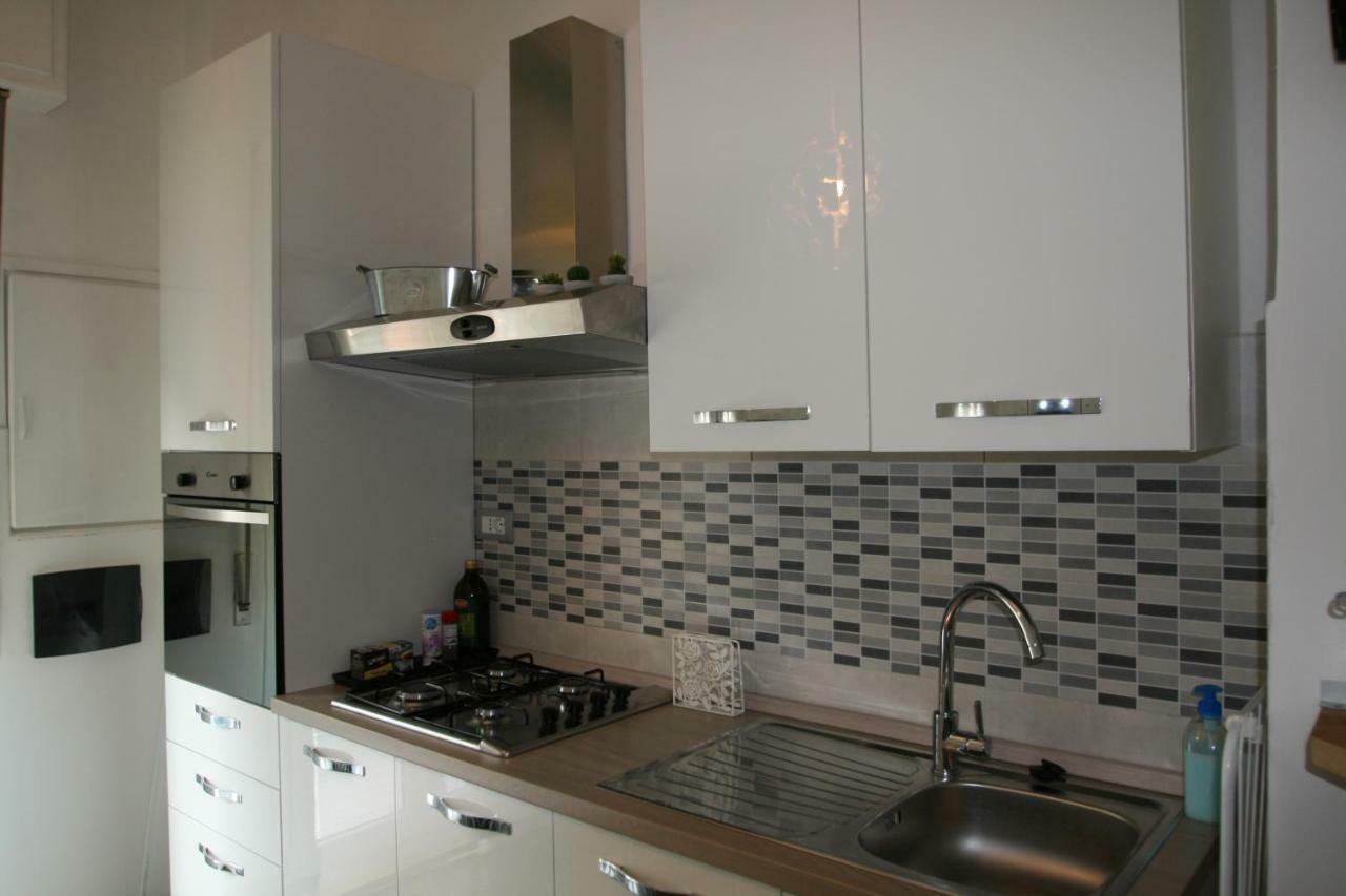 Ca Rossi City House Apartment ลาสเปเซีย ภายนอก รูปภาพ